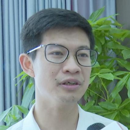 DƬ
